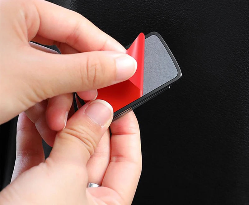 Magnetic Seat Belt Fixer - Mazda Edition