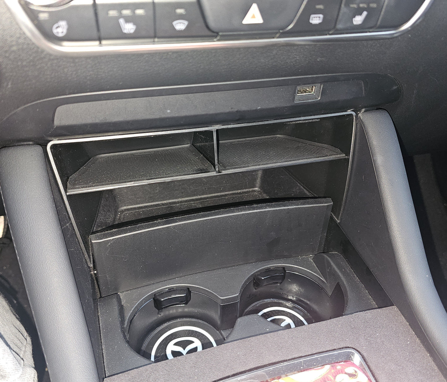 Center console storage box