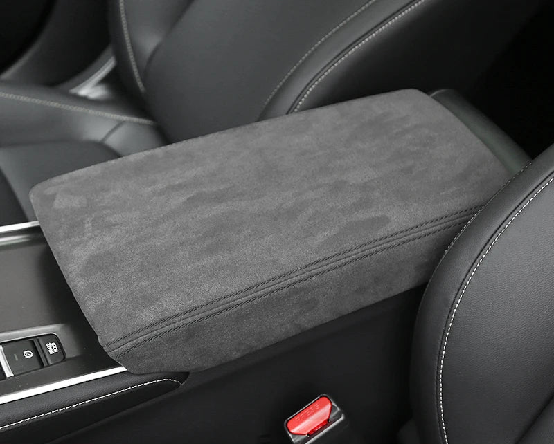 Housse protection accoudoir central cuir noir Mazda 3 CX-30 2019-2026 anti-rayures - Mazdrive