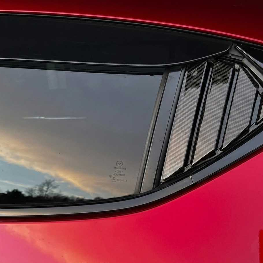 Kit ailettes vitres latérales louvers style sport noir Mazda 3 2019-2026 4 pièces - Mazdrive