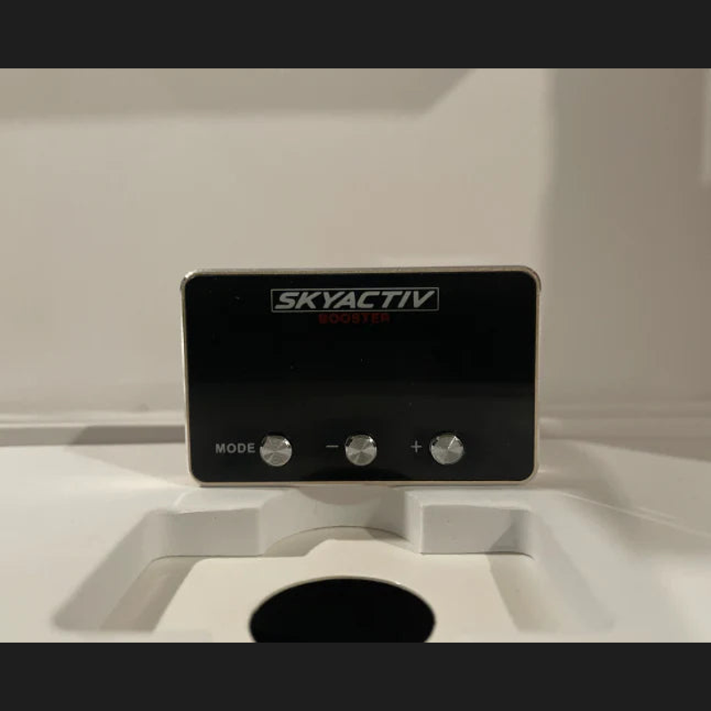 Optimiseur accélération Throttle Booster Mazda 3 CX-30 CX-5 Skyactiv plug-and-play - Mazdrive