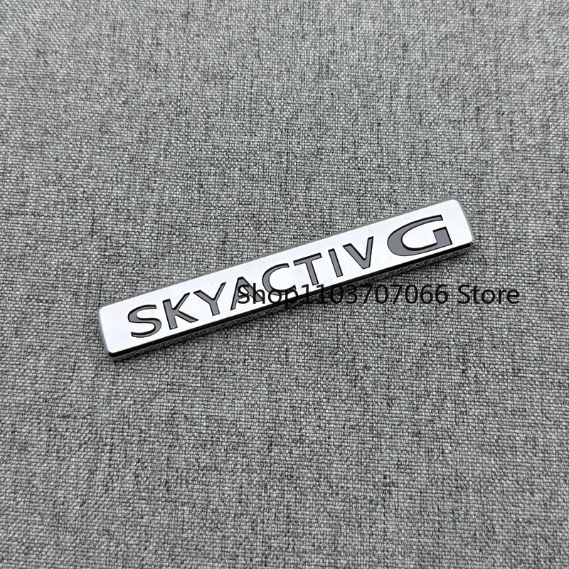 Badge SKYACTIV 3D Chromé ou Noir pour Hayon – Mazda