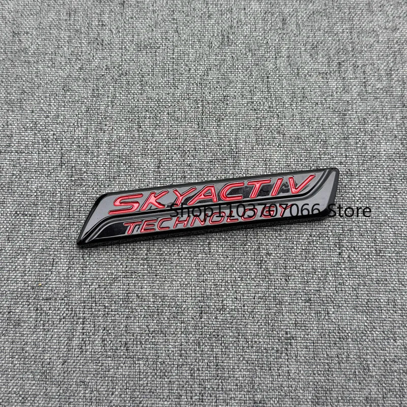 Badge SKYACTIV 3D Chromé ou Noir pour Hayon – Mazda