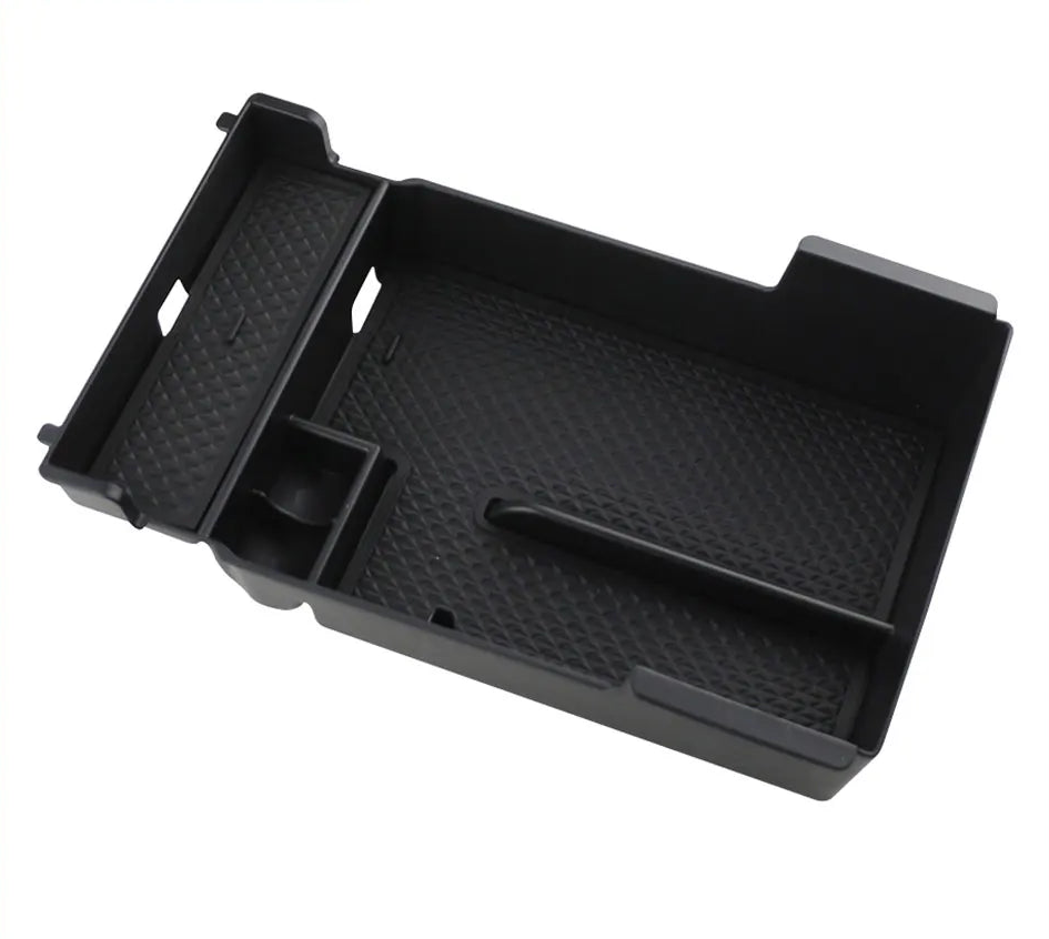 Center armrest organizer with shallow non-slip mat