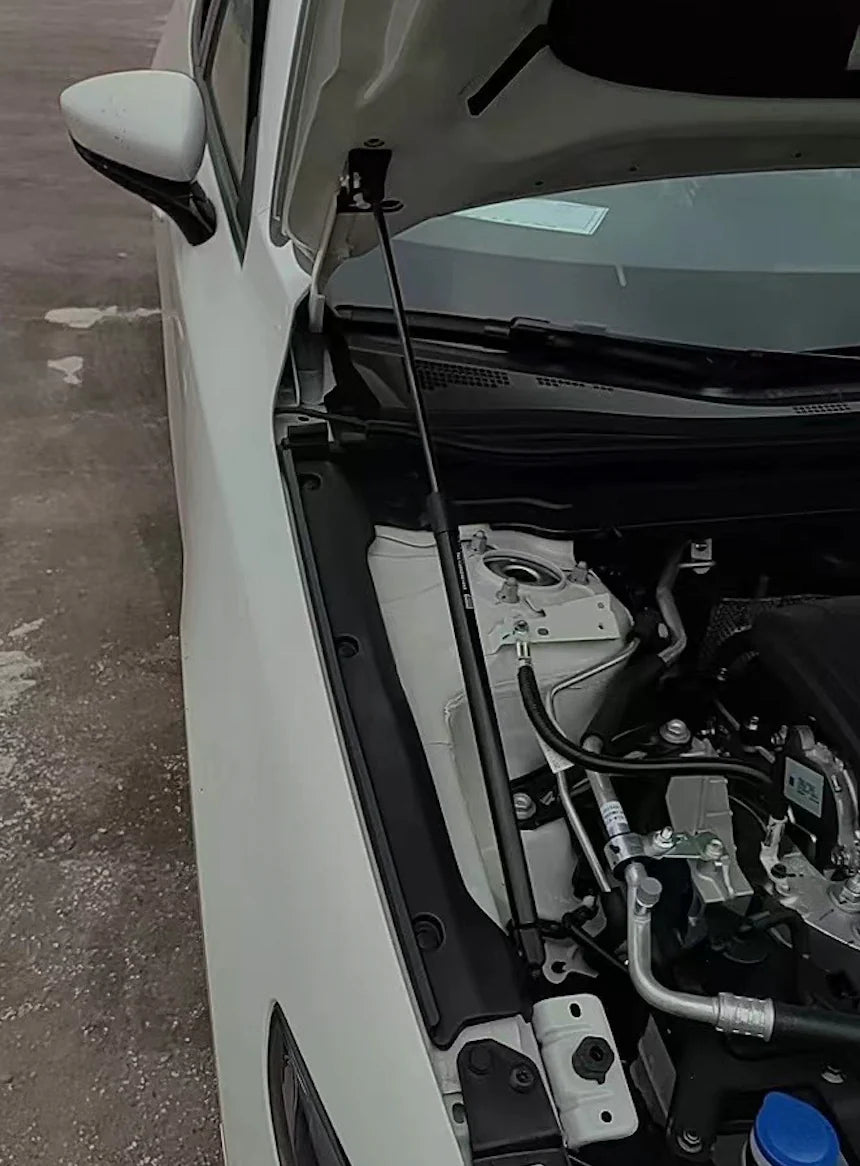 Hydraulic jack assisted lifting kit