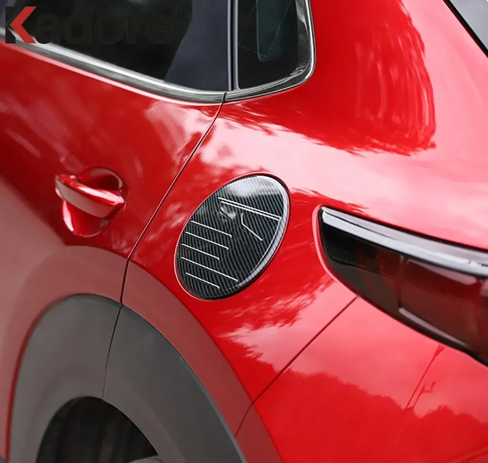 Fuel tank cover