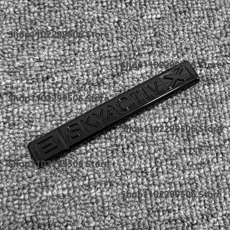 Kit Logos & Lettrages Noirs Blackout – Mazda CX-30